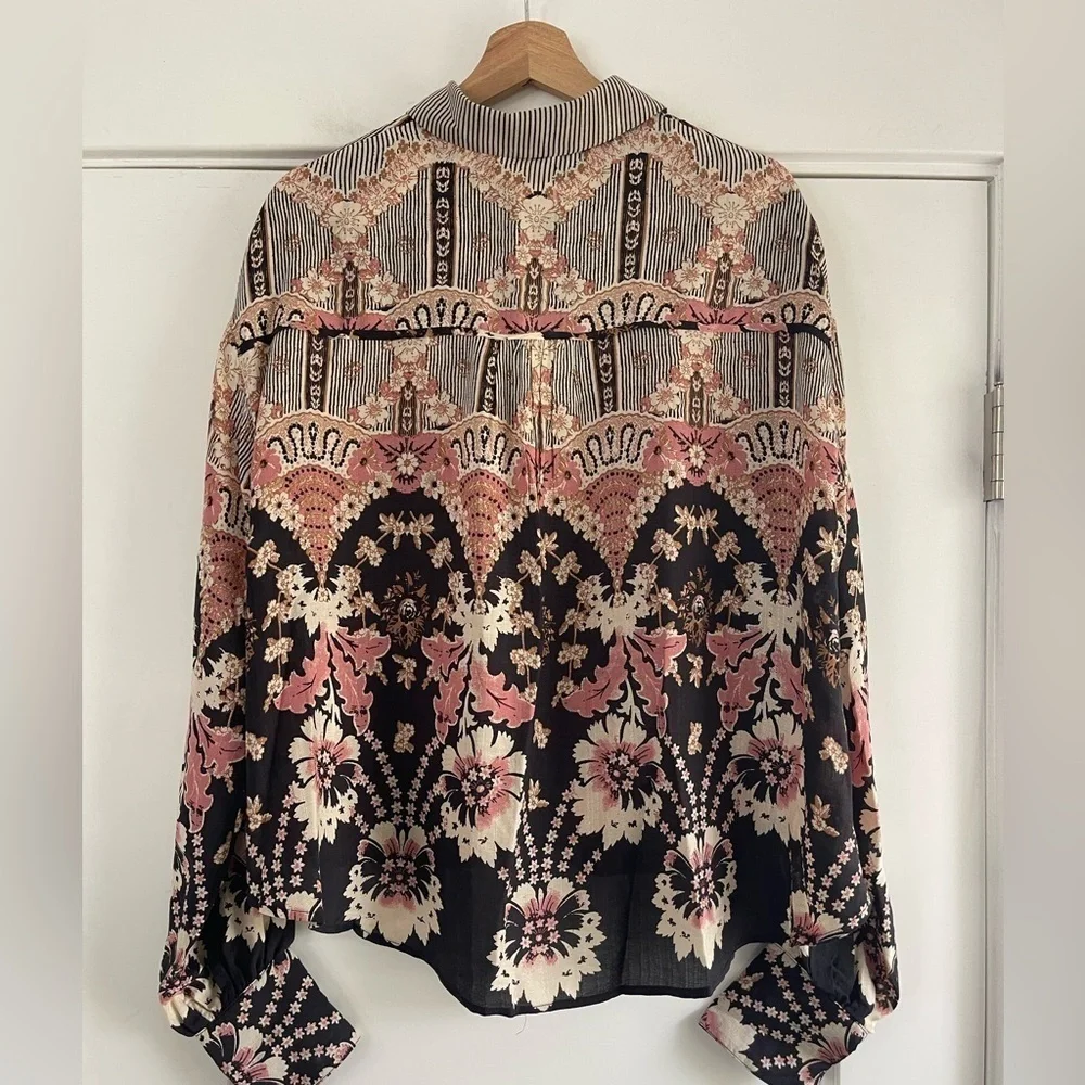 Free People Virgo Bay Button Shirt - M